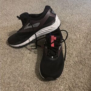 Brooks Women’s Black Running Shoes